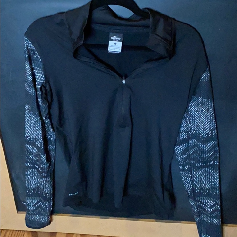 Nike Dri fit 1/2 zip